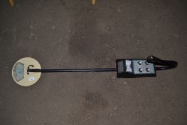 METAL DETECTOR