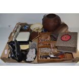 TRAY CONTAINING SUNDRIES TO INCLUDE COSTUME JEWELLERY AND STEINER BAYREUTH 8X30 BINOCULARS