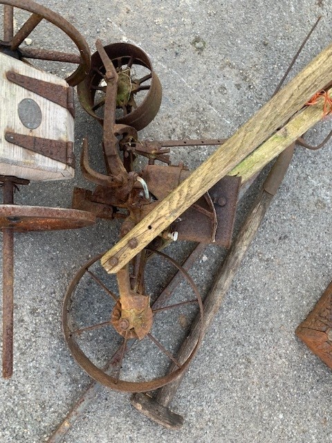 TWO SEEDERS AND VARIOUS TOOLS - Image 2 of 2