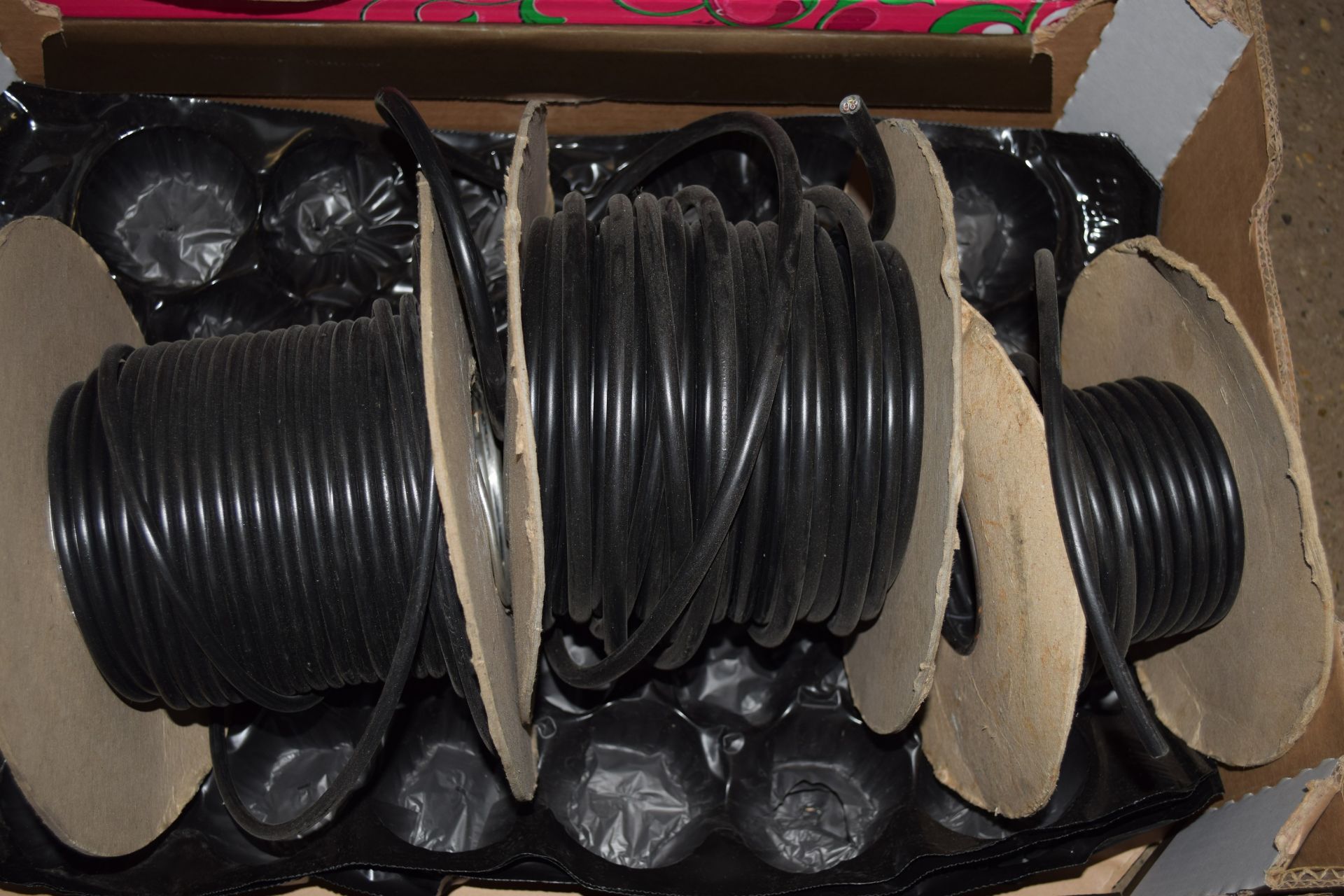 Box electrical wire - Image 5 of 5