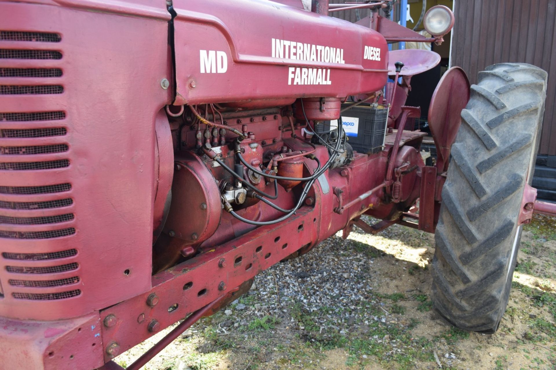 International Farmall Vintage diesel Tractor - Bild 4 aus 16