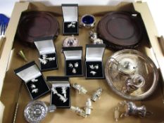 BOX CONTAINING PLATED WARES, MUSTARD POTS, COVERS, PLATED SALT WITH BLUE GLASS LINER ETC