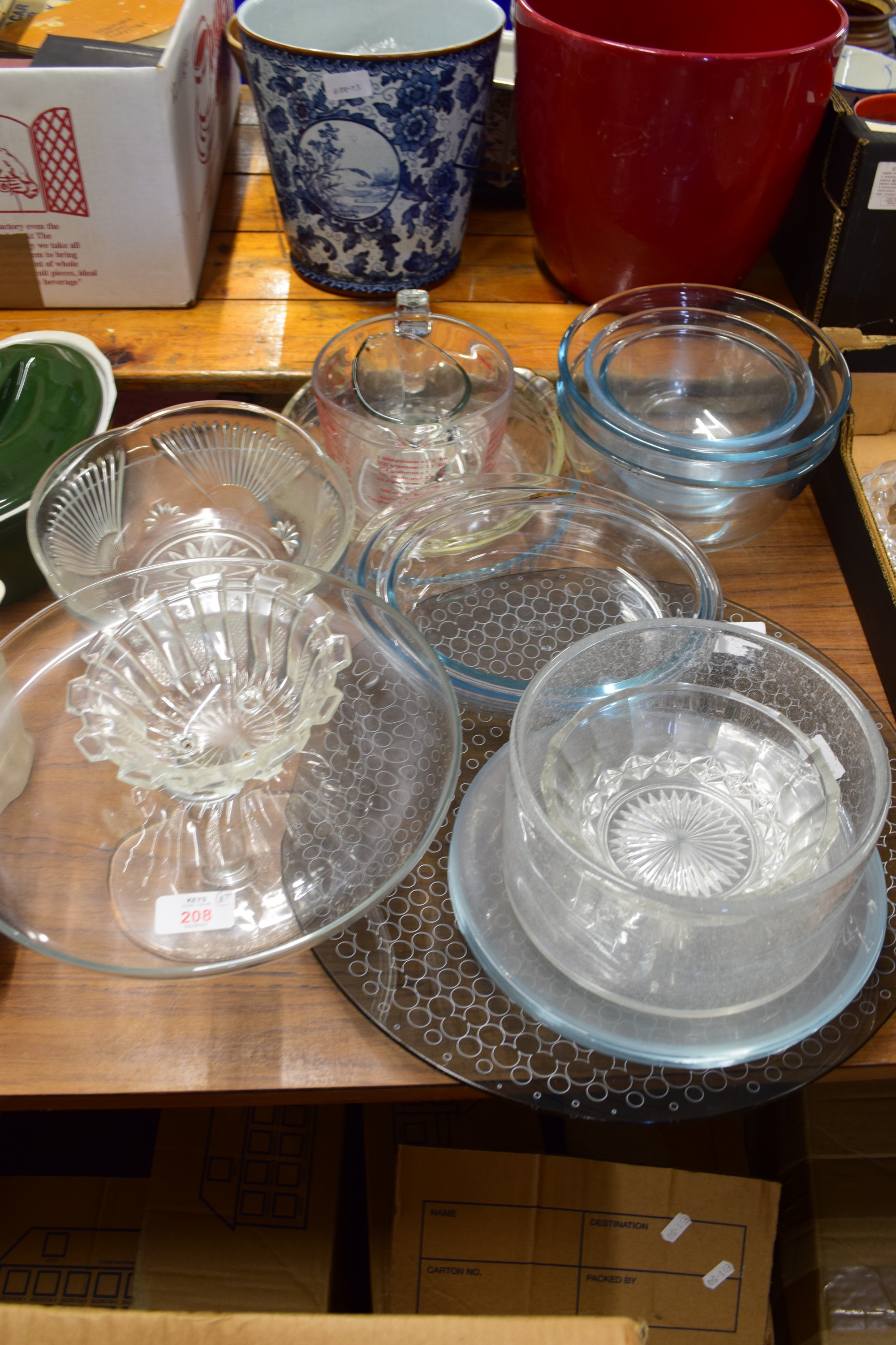 GLASS WARES, MAINLY BOWLS, DISHES ETC