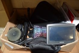 BOX CONTAINING CAR ACCESSORIES, MIRRORS AND TOM-TOM SATNAV