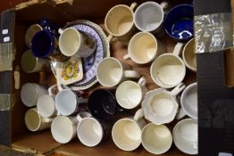 LARGE BOX CONTAINING CERAMIC ITEMS, MAINLY MUGS