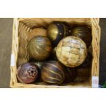 BASKET CONTAINING WOODEN BALLS