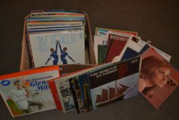 BOX OF VINTAGE LPS MAINLY CLASSICAL TO INCLUDE BOXED SET BY GLENN MILLER