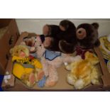 BOX CONTAINING QUANTITY OF SOFT TOYS