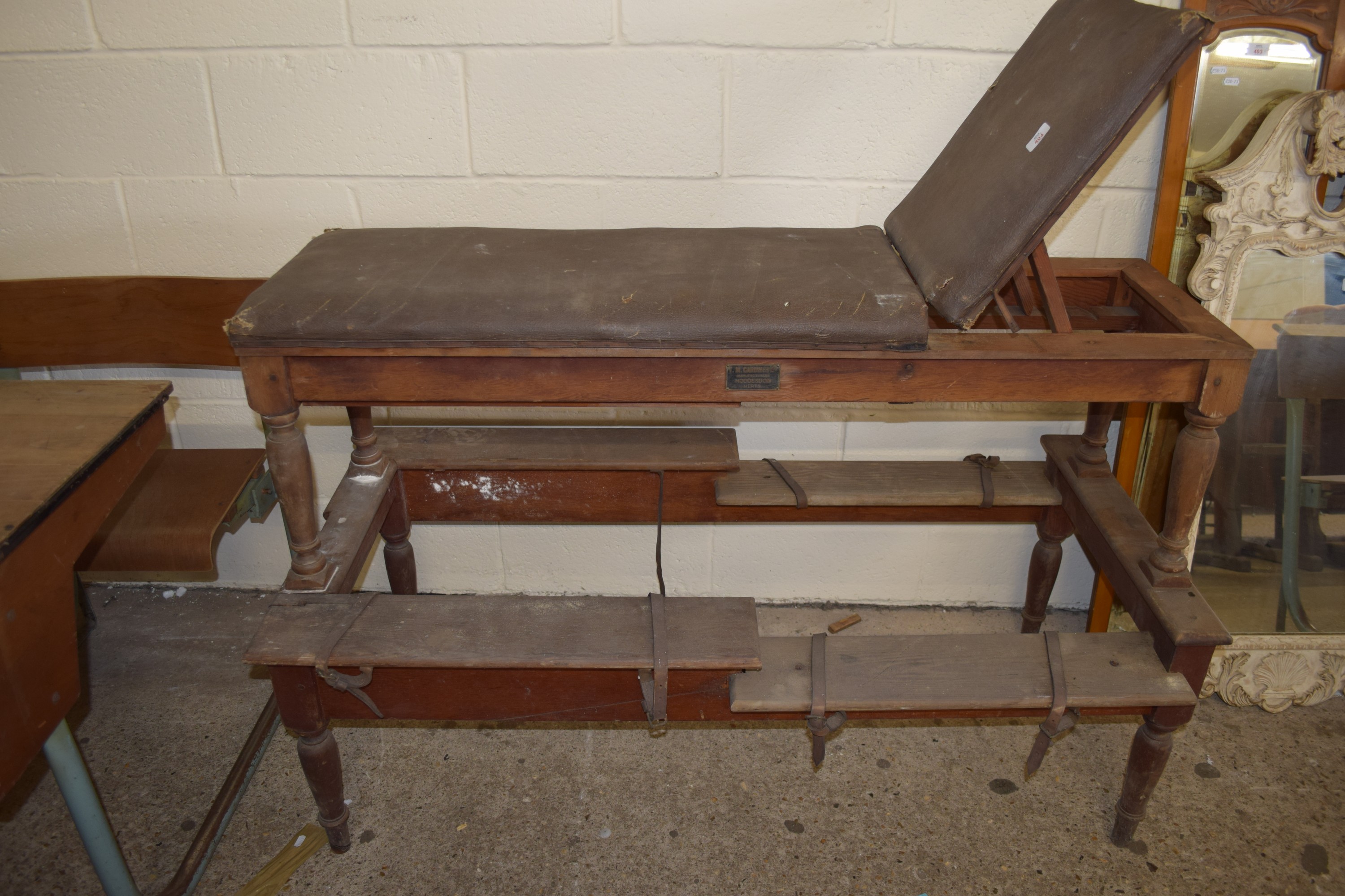 VINTAGE MEDICAL OR PHYSIOTHERAPY BENCH, LENGTH APPROX 140CM