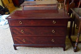 MODERN DARK WOOD CHEST OF DRAWERS, WIDTH APPROX 107CM