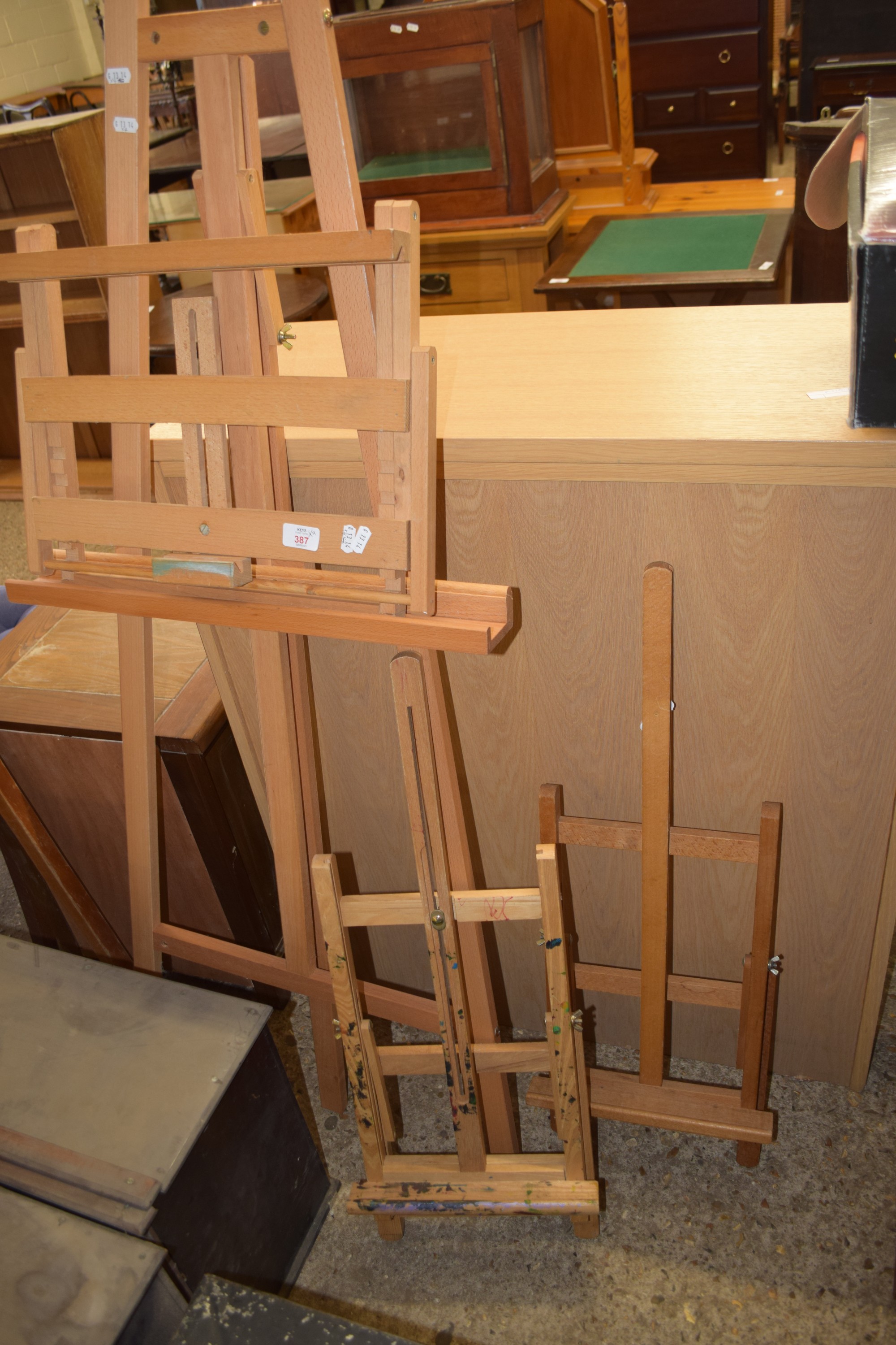 THREE FOLDING ARTISTS EASELS, LARGEST APPROX 158CM HIGH - Image 2 of 2