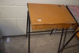 LIFT TOP METAL FRAMED SCHOOL DESK