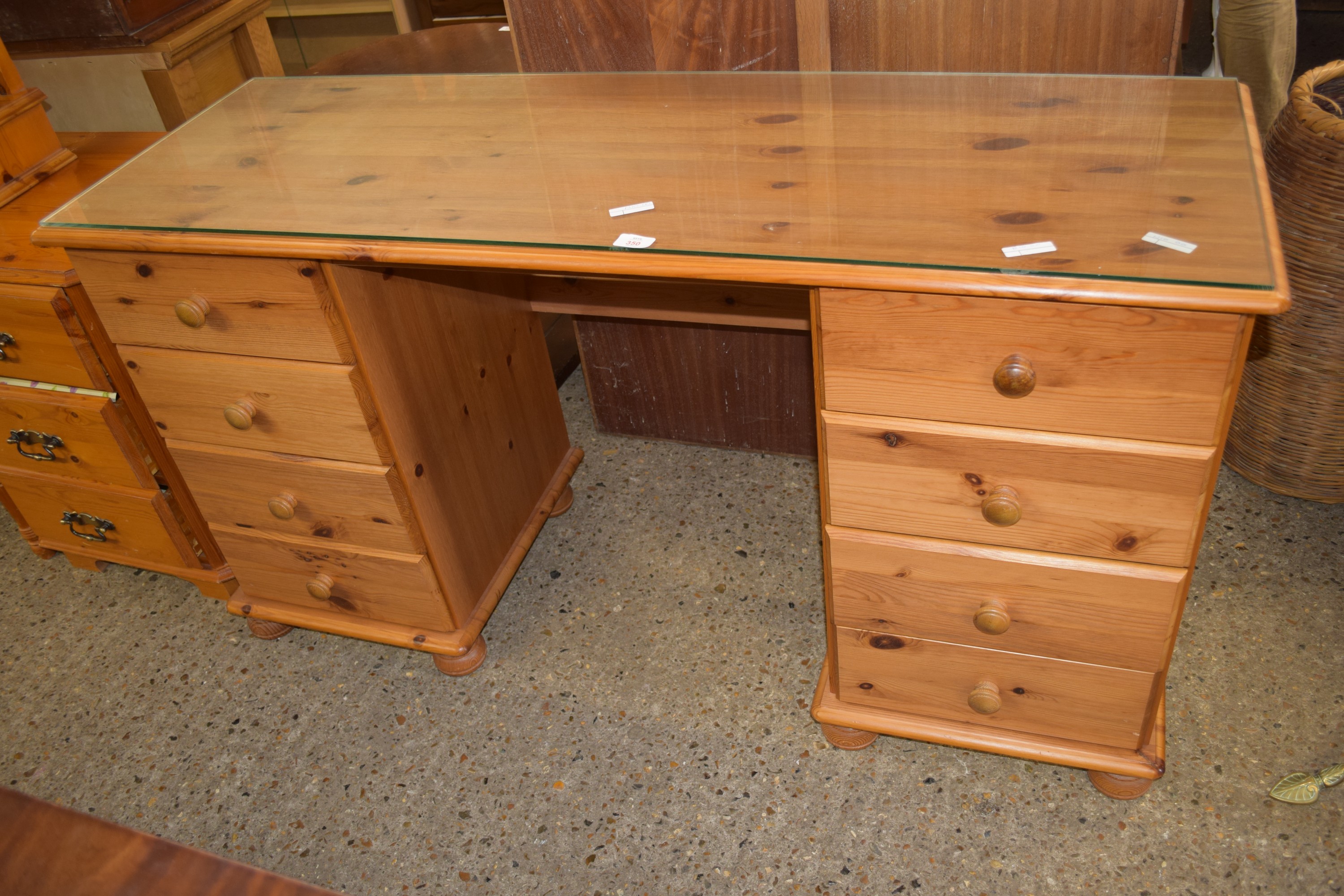 MODERN PINE DRESSING TABLE, LENGTH APPROX 140CM