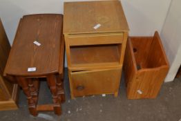 SMALL MODERN STAINED PINE DROP LEAF SIDE TABLE PLUS A SMALL PLY BEDSIDE CABINET AND A MODERN PINE