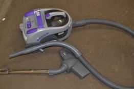 VAX 2000W VACUUM CLEANER