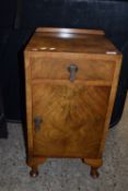 SMALL EARLY TO MID 20TH CENTURY WALNUT EFFECT BEDSIDE CABINET, WIDTH APPROX 38CM