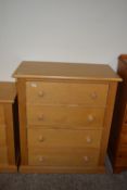 MODERN OAK FINISH CHEST OF DRAWERS, WIDTH APPROX 85CM