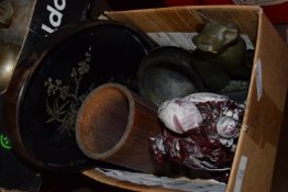 BOX OF ORIENTAL ITEMS, MODEL OF A BUDDHA OR SAGE, SMALL TRAY, MODEL OF A CAT ETC