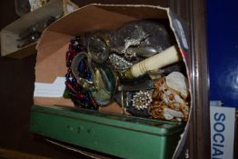 BOX CONTAINING MAGNIFYING GLASS, TIN TRAY, WRIST WATCHES ETC