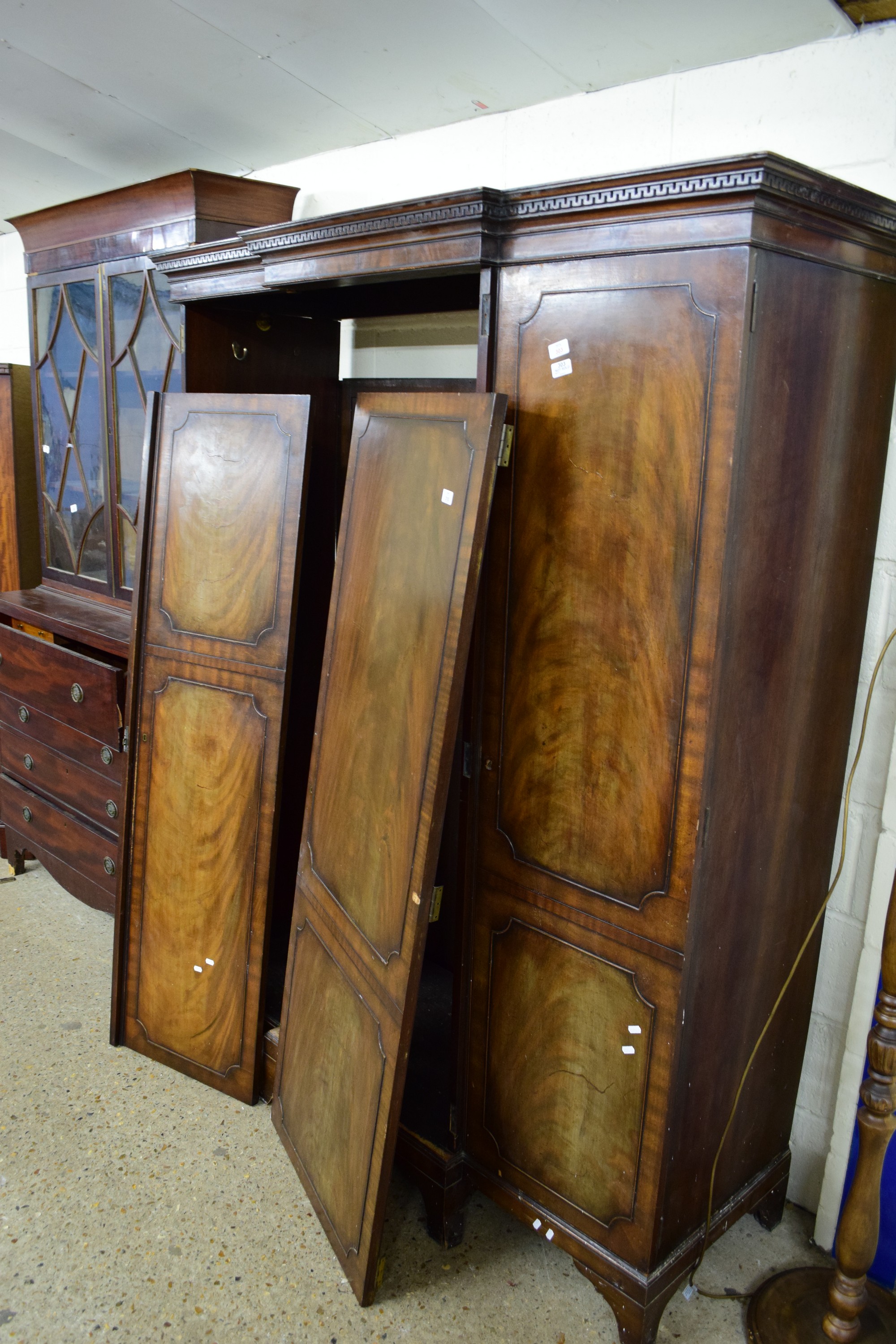 LARGE BREAK FRONT MAHOGANY EFFECT TRIPLE WARDROBE WITH DECORATIVE PEDIMENT, WIDTH APPROX 160CM MAX