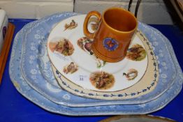 CERAMICS INCLUDING TWO LARGE BLUE AND WHITE SERVING DISHES