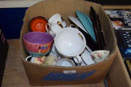 BOX CONTAINING CERAMICS TO INCLUDE CUPS, SAUCERS ETC