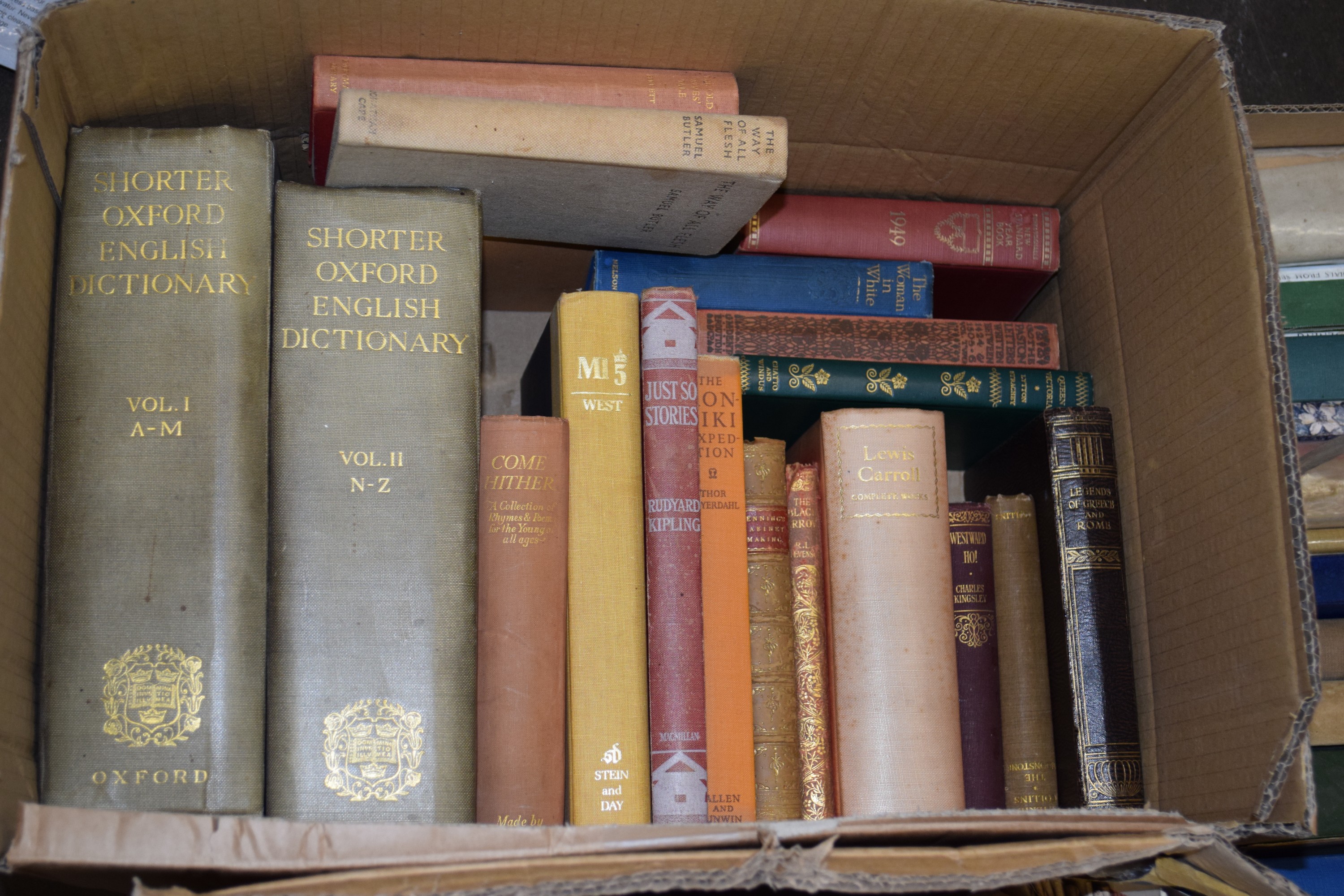 BOX OF MIXED BOOKS - SHORTER OXFORD ENGLISH DICTIONARY VOLS 1 AND 2, LEWIS CARROLL COMPLETE WORKS,