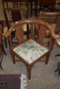 CARVED CORNER ELBOW CHAIR, WIDTH APPROX 82CM