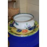 LARGE CIRCULAR DISH PAINTED WITH FRUIT AND A BOOTHS PEKIN CHAMBER POT