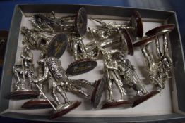 TRAY CONTAINING SILVER COLOURED METAL FIGURES BY FINE ART SCULPTURE