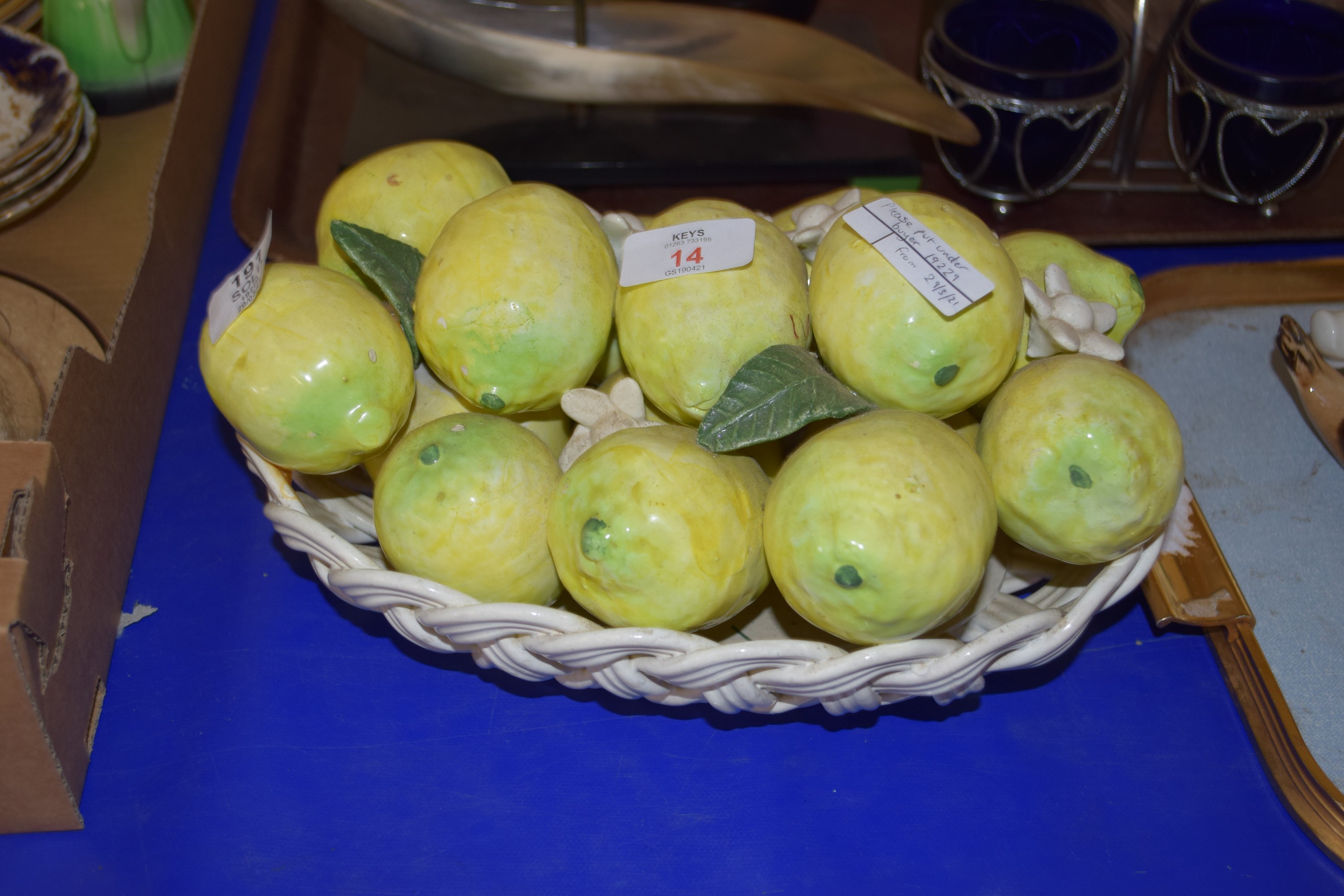 POTTERY BOWL CONTAINING POTTERY LEMONS