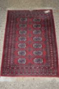 SMALL PATTERNED RUG, APPROX 113 X 79CM