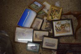 BOX CONTAINING PICTURES AND PRINTS