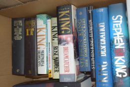 BOX CONTAINING STEPHEN KING BOOKS, VARIOUS TITLES