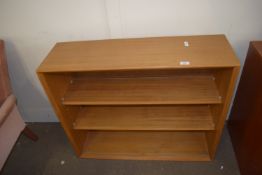 MODERN THREE-TIER BOOKSHELF, 92CM WIDE