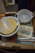 TRAY CONTAINING KITCHENWARES TO INCLUDE PLACE MATS, CUTLERY, MIXING BOWL ETC