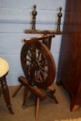 Vintage spinning wheel, total height approx 91cm