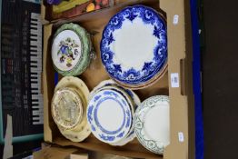 TRAY CONTAINING PLATES, CAULDON, WHITE AND BLUE GILT