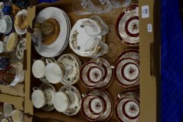 TRAY OF CERAMICS TO INCLUDE ROYAL GRAFTON CUPS AND SAUCERS, DUCHESS WHITE AND GILT CUPS AND