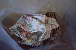 BAG CONTAINING CURTAINS, FLORAL DECORATED EXAMPLES