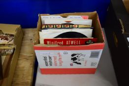 BOX CONTAINING VINTAGE 45RPM RECORDS: WINIFRED ATWELL, CAPT FRASER, OLIVIA NEWTON-JOHN ETC