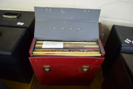 CASE OF VINTAGE RECORDS INCLUDINGTAMMY WYNETTE, JOHNNY CASH, SLIM WHITMAN ETC