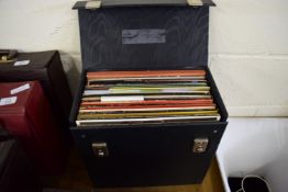 CASE OF VINTAGE RECORDS INCLUDING MAINLY JIM REEVES AND MARTY ROBBINS