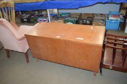 1960S/70S TEAK STORAGE UNIT WITH LIFT UP TOP, 101CM WIDE