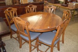 GOOD QUALITY CIRCULAR EXTENDING OAK PEDESTAL DINING TABLE, APPROX 120CM DIAM, TOGETHER WITH A SET OF