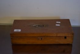 SMALL TABLE TOP WOODEN BOX, LENGTH APPROX 37CM