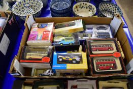 BOXED SET OF MODEL CARS, VARIOUS MANUFACTURERS