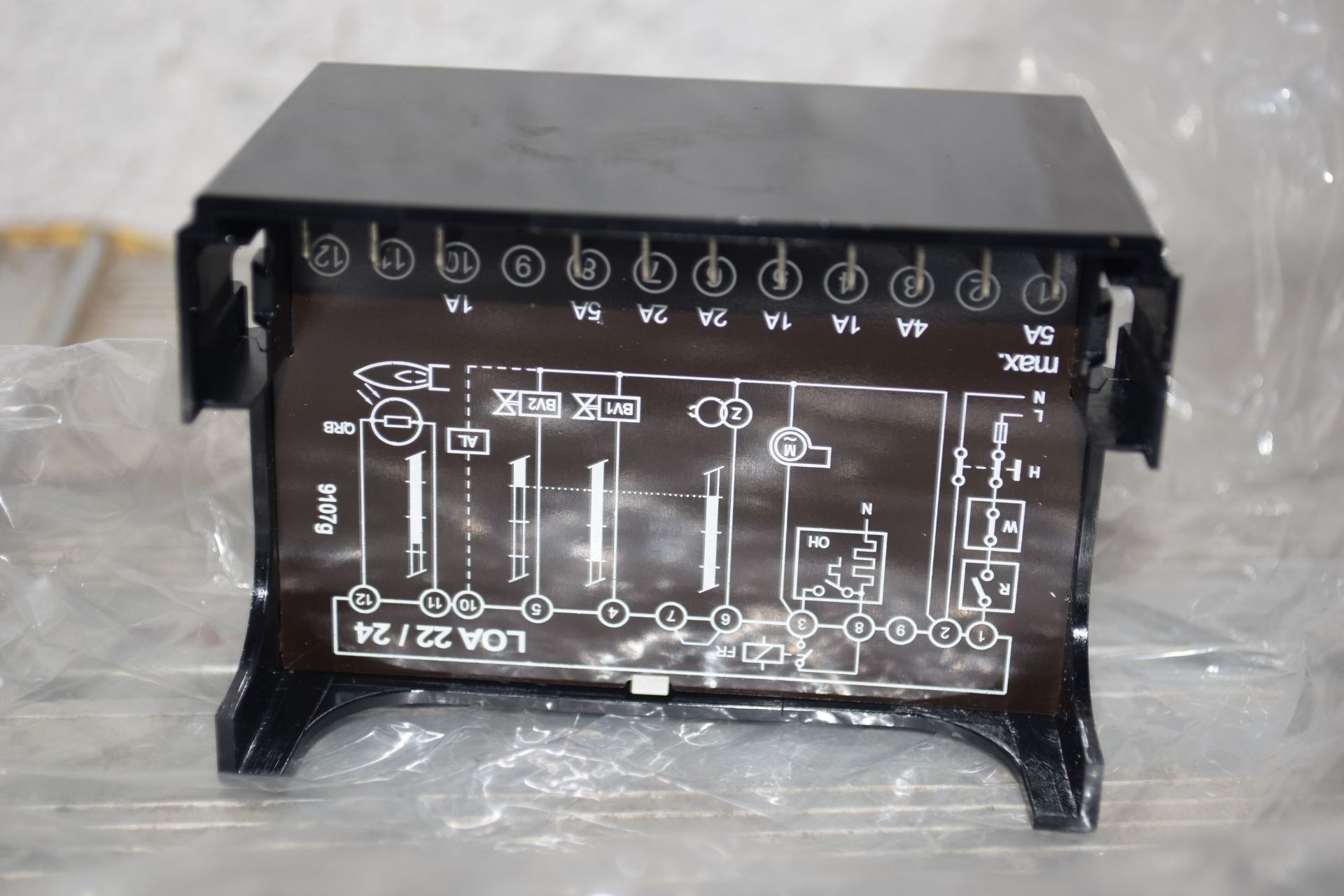 Burner control box seimans type - Image 2 of 2