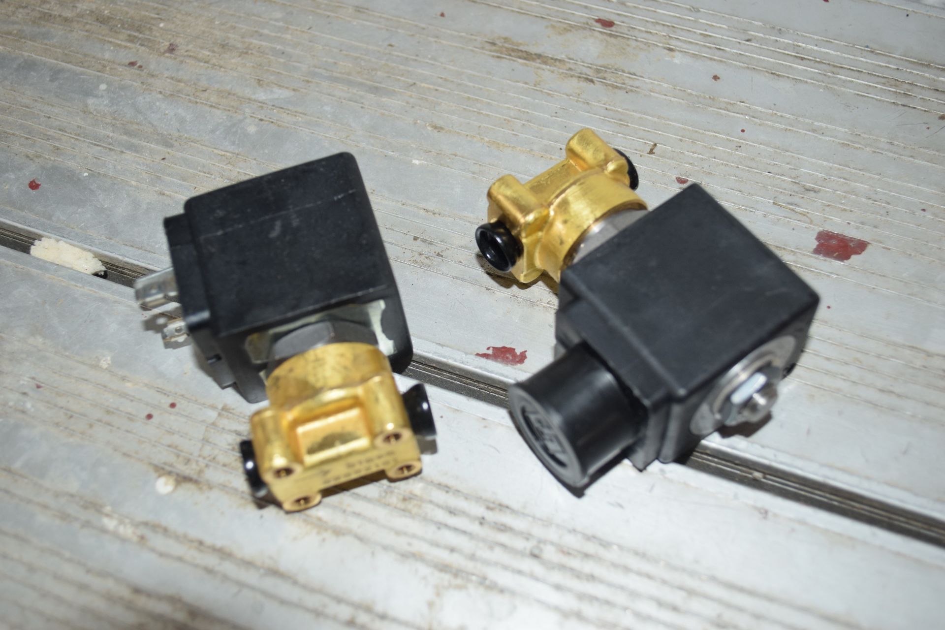 Solenoid valve 2-stage burner 220v