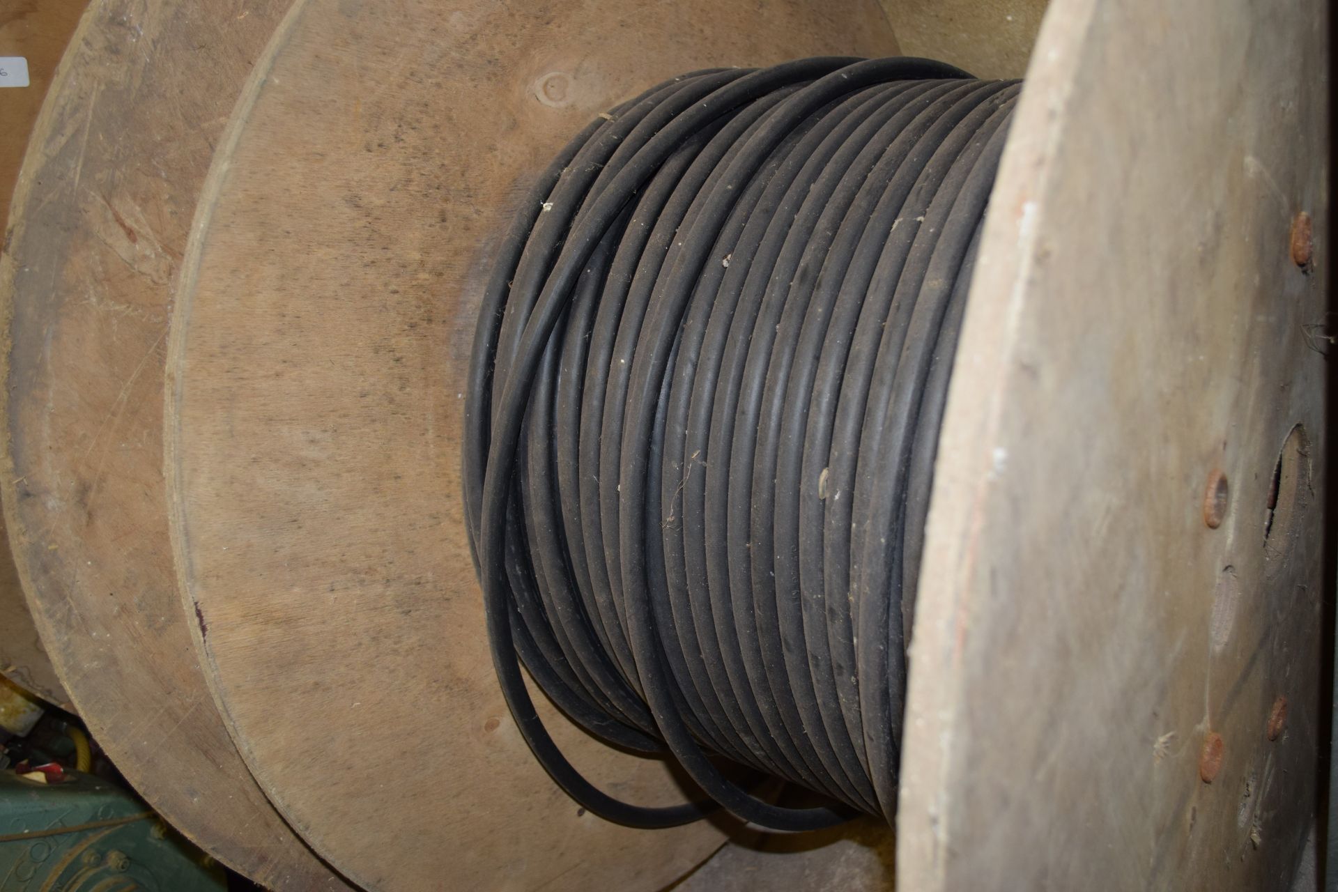 SWA armoured cable 1.5 3-core - Image 2 of 2